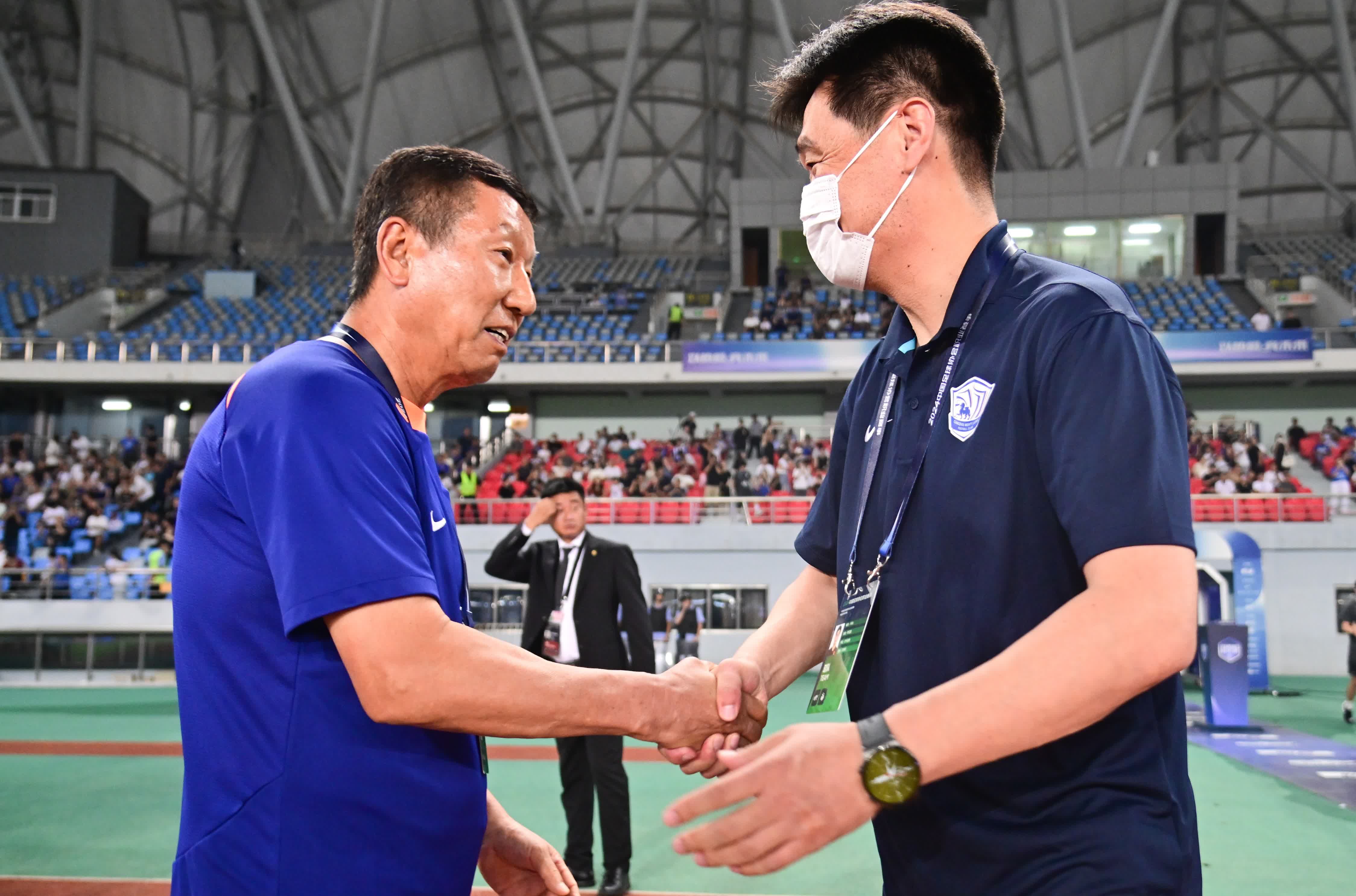 赛前中超传出新动向，费城76人队长鼓劲，管理层表态：气氛紧张，更衣室氛围转暖的简单介绍