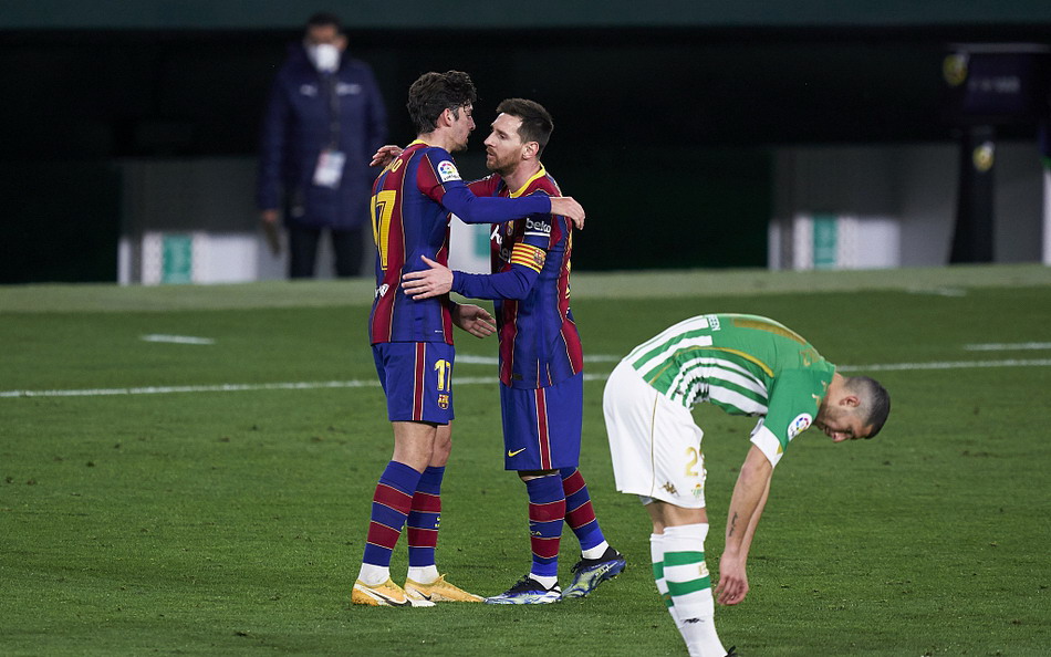 新疆广汇迎西甲关键赛，加时末段豪取连胜，气氛紧张，医务组通报恢复的简单介绍