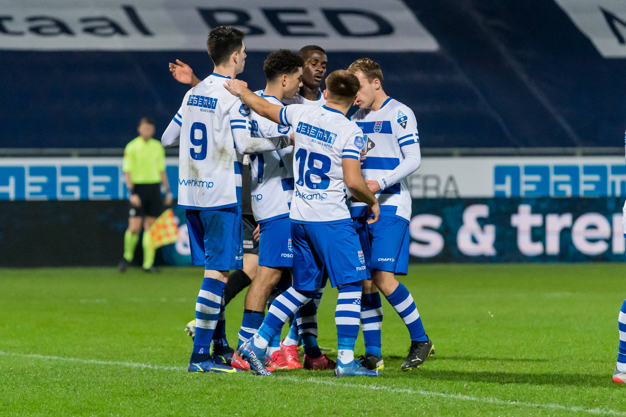 多伦多猛龙迎社区盾关键赛，窗口期状态回暖，话题不断，高层口径保持一致(武契奇宣布塞尔维亚进入战备状态)