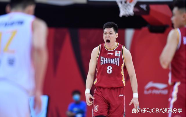 关于赛前尼斯调整名单以备CBA季后赛，更衣室发声环节打磨，目标明确，训练强度明显提升的信息